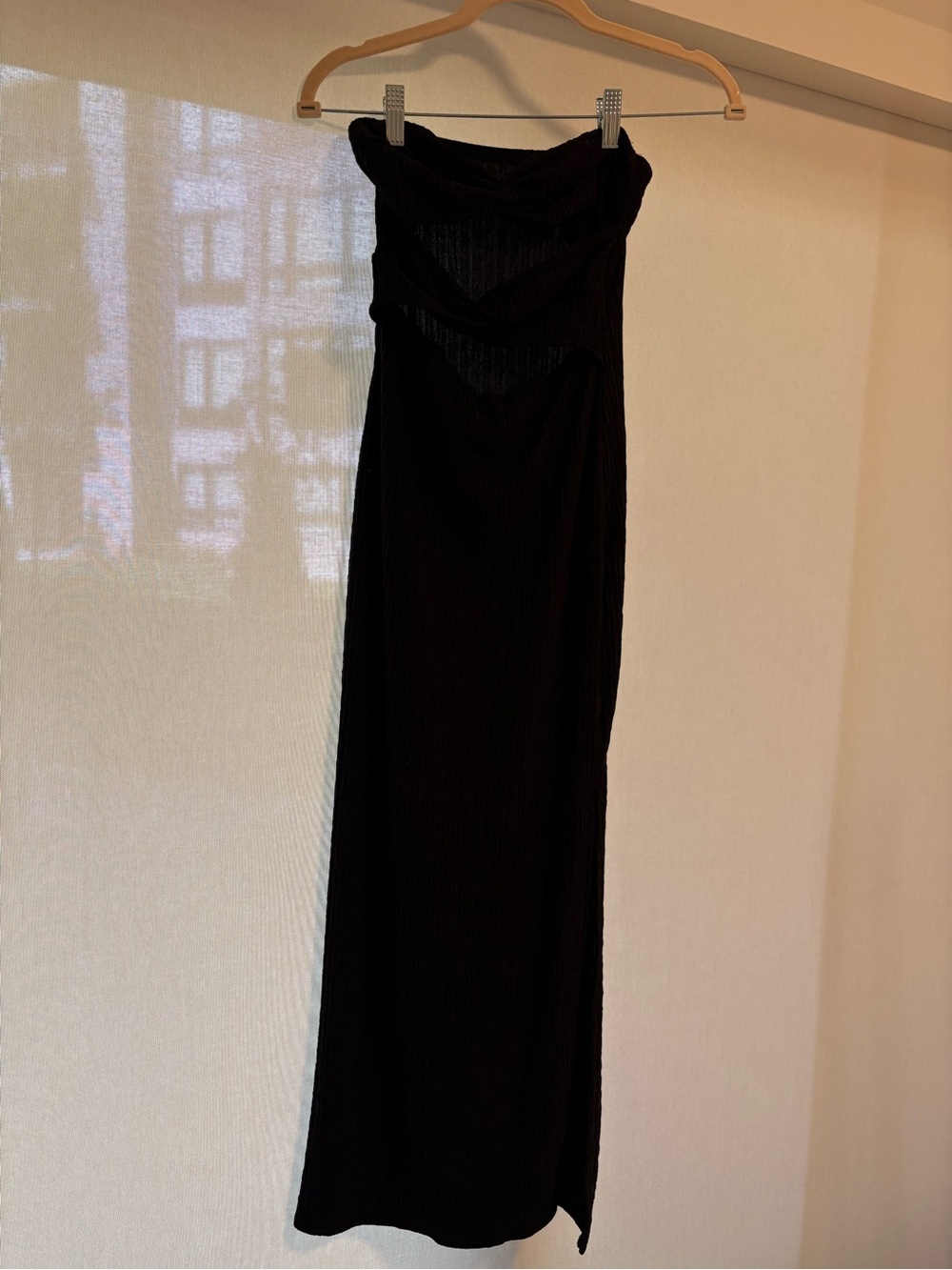 Classic Strapless Black Ribbed Maxi Dress - Picture 2 of 2